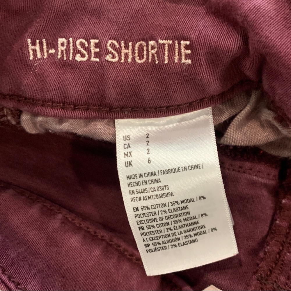 AMERICAN EAGLE - hi-rise maroon shorts, size 2, in perfect condition - Picture 5 of 5
